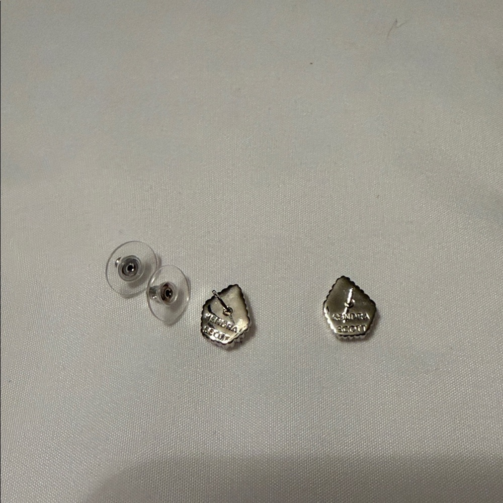 Kendra Scott Tessa silver and ivory mother of pearl Stud Earrings - Picture 5 of 5
